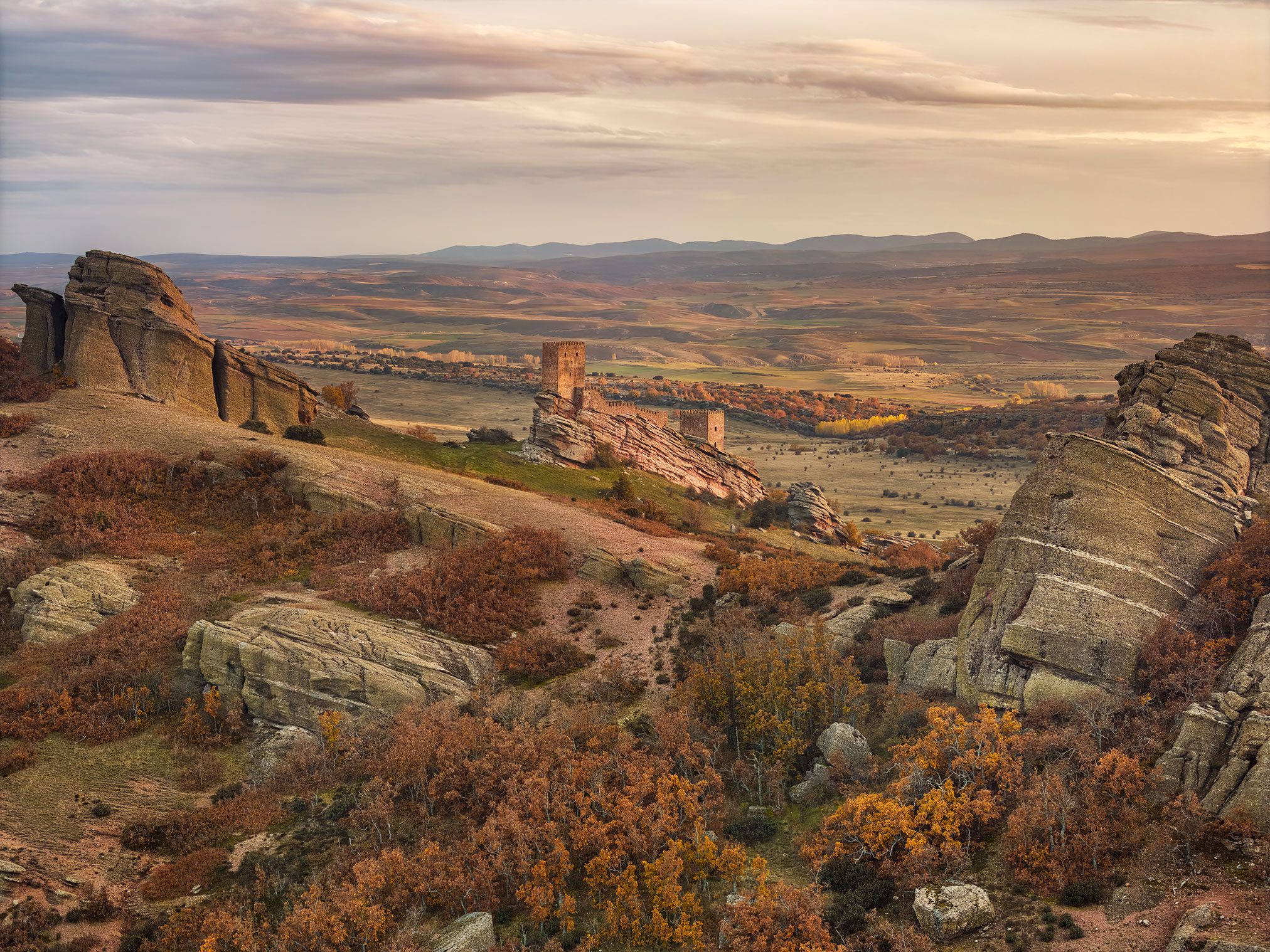 Wide landscape view towards Castillo di Zafra in Spain