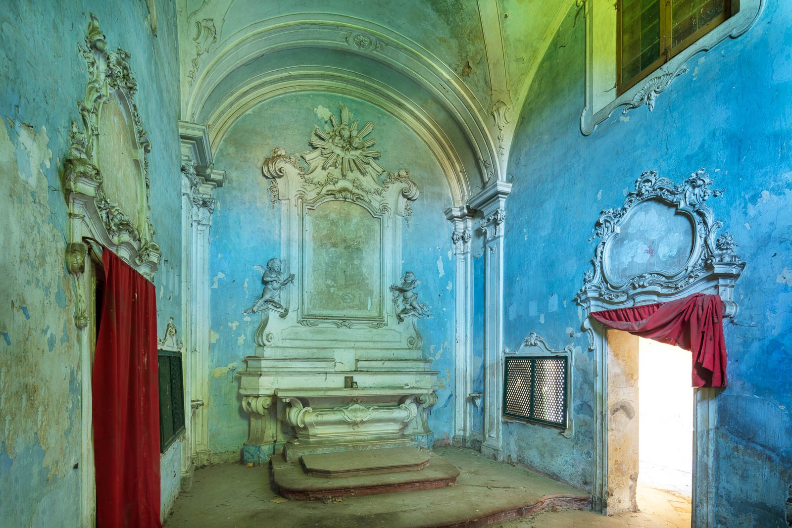 Blue chapel of a rural estate in Italy