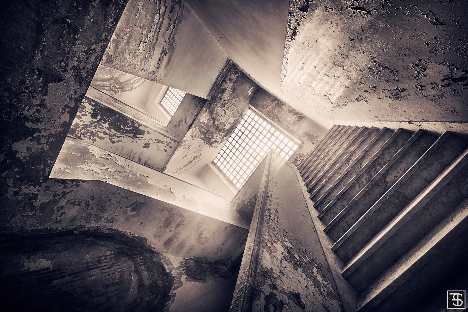 Brutalistisches Krankenhaus in Emilia Romagna, Italien