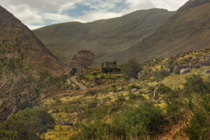 "Slate house" tief im Black Valley, Irland