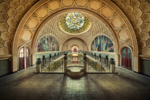 Art Deco Festsaal "Salle Sthrau" in Maubeuge, Frankreich