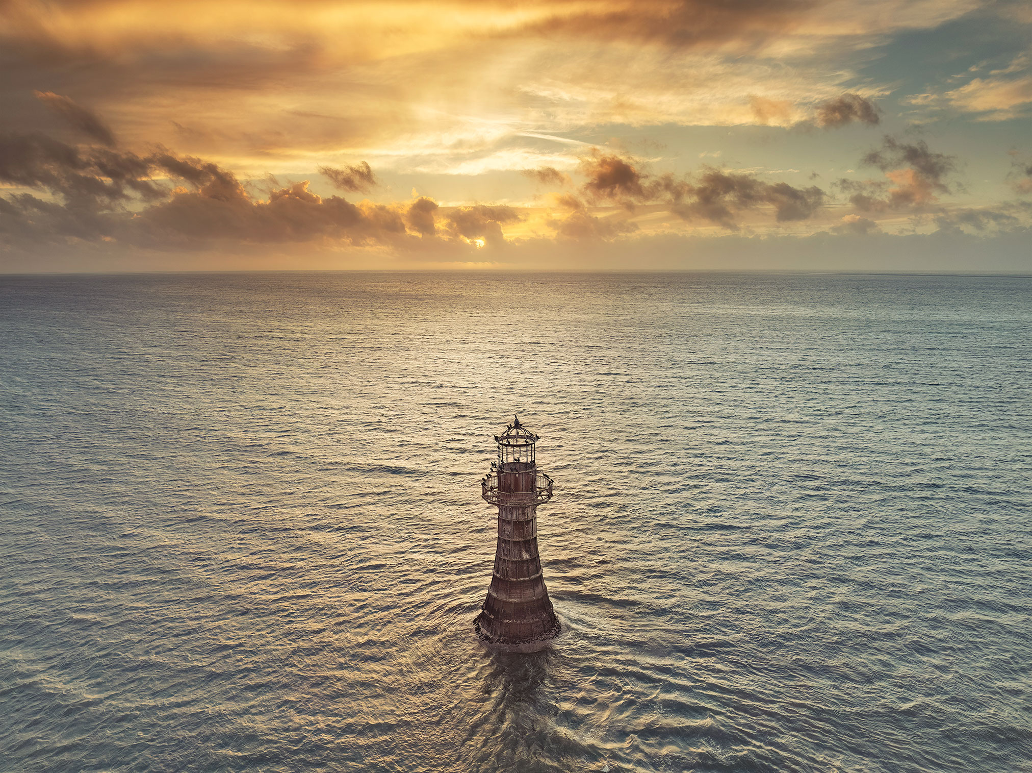 Viktorianischer Leuchtturm, vergessen an der Küste von Wales, Whiteford Lighthouse